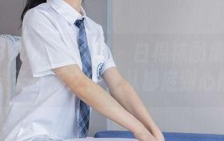 BoBoSocks袜啵啵 – 白棉袜图集：木木的袜子反叛之旅，从脚底到心底！
