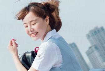 BoLoli菠萝社 – 猫九酱Sakura妹子的私拍，套图真是让人想一直翻下去。