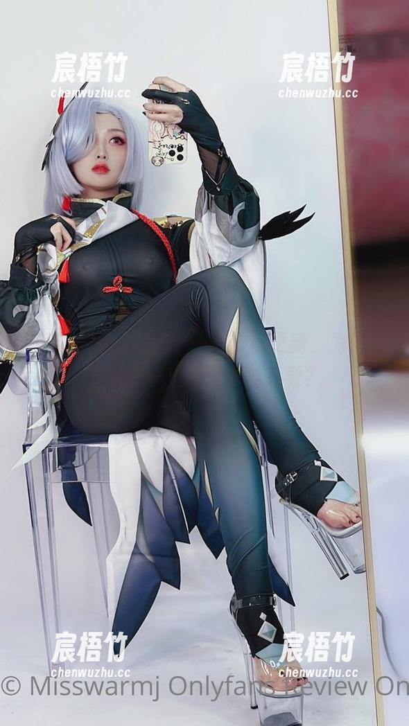 MissWarmJ的十一月作品更新，为什么有种想一直看下去的感觉？