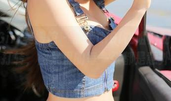 MyGirl美媛馆 – 夏茉GIGI在姐姐的写真里打转，图集里的每一张都是意外。