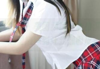 TGOD推女神 – 美图频现，莫雅淇的学姐造型随意到让我想调皮