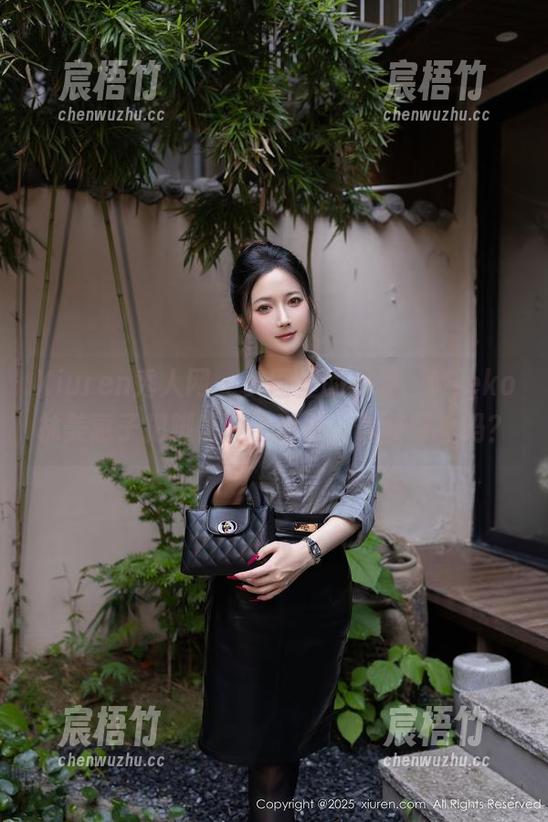 Xiuren秀人网 - 美图里的裸足，Mieko林美惠子把脚告诉了世界，你敢跟上吗？