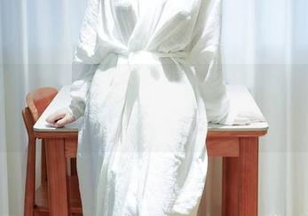 Xiuren秀人网 – 体验z杯悠悠的学妹写真：福利到位，脑补开启！