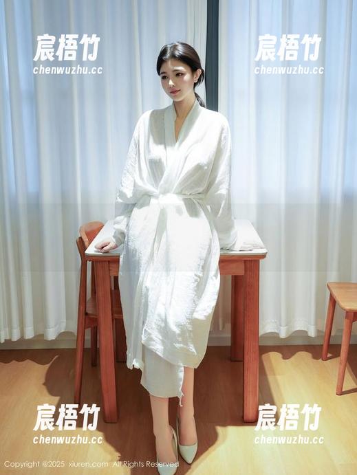 Xiuren秀人网 - 体验z杯悠悠的学妹写真：福利到位，脑补开启！