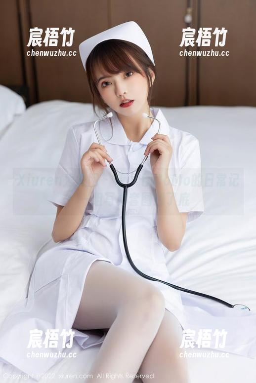 Xiuren秀人网 - 伊小七MoMo的日常记：一组写真套图到了底