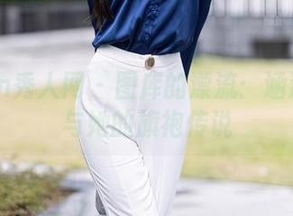 Xiuren秀人网 – 图库的漂流：涵涵Luna与她的旗袍传说
