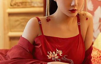 YouMi尤蜜荟 – 少女情怀，合法萝莉的图包不看可惜啦！