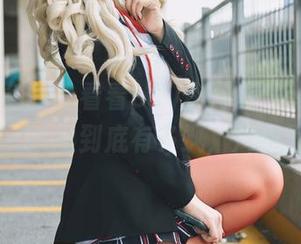 全套黑色控！看看puypuy在NeroFormalDress里到底有多飒，几图不够啊！