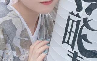 再无愧名的美图！你必须在图包中体验到けん研(けんけん)的bouquet之美。