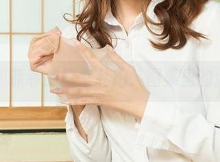 丽柜 – 菲菲的教室私拍，图集里的潜台词