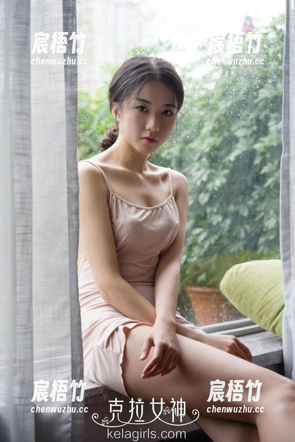 克拉女神 - 江琴的高跟鞋：后面跟上的不仅是视线，还有满地的惊艳吧