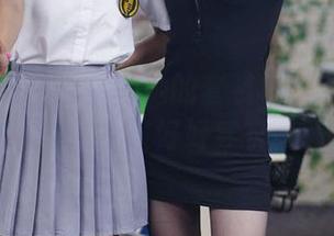 初夏女神 – 依依和她的套装写真：每一张都在提醒我，该好好穿衣服了啊！