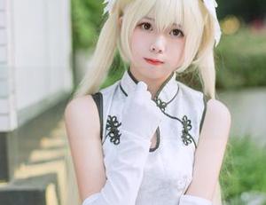 向小圆带来的蓝色之夏，原图让人流连忘返，更新也让人充满期待，就像那海风一样。