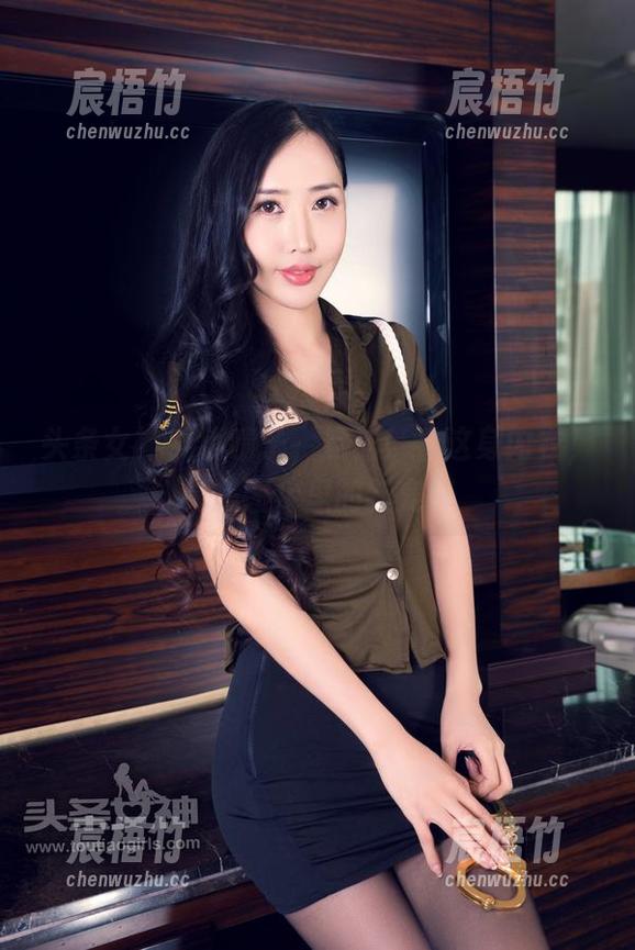 头条女神 - 小晴子，靠！！看这身内衣，真是图库里的新宠啊