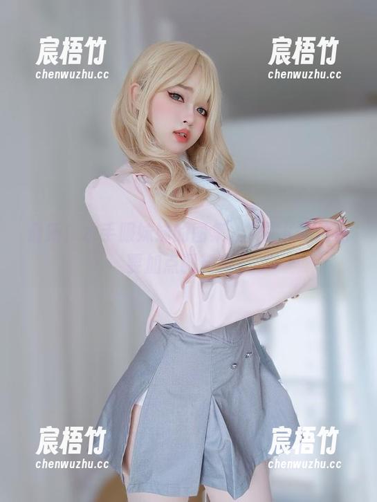 最新！水手服妹妹的图集，女主K你这是要加点调料吗？