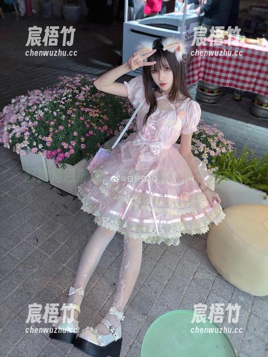 厨娘角色扮演，妖君白研带你飙进厨房