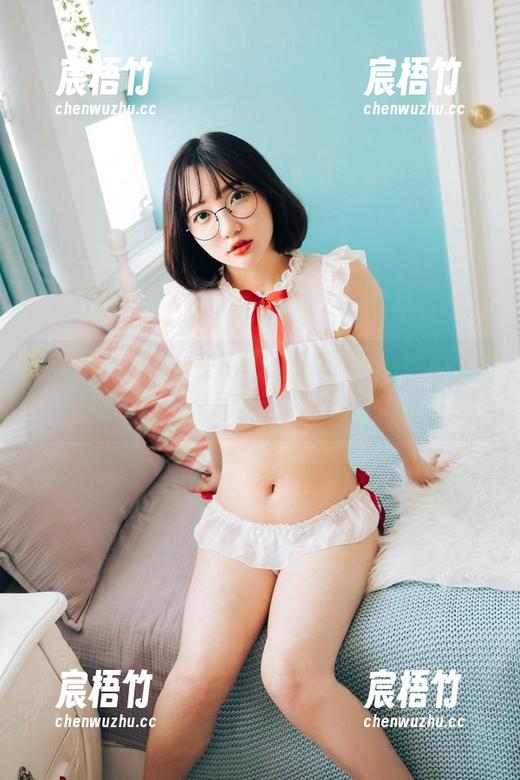 孙乐乐(손예은)在家也能拍写真？DJAWA居家假期，让我的被窝还得再多点灯！