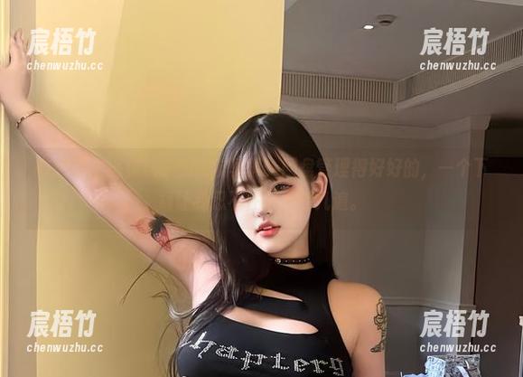 微密圈 - 小优优子的女友写真，网盘管理得好好的，一个下载让我忍不住想多看几遍。