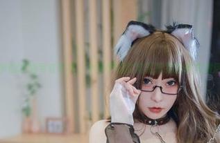 这一季的定制毛衣写真，小泉学姐吖竟然把我的审美激活啦！