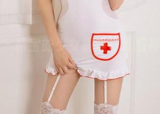 尤果网 – 靳宝的少女精选：迷惑神操作一箩筐