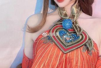 嶋葵的比基尼作品放在网盘，和我思绪一样乱。
