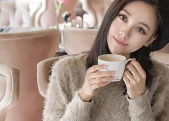 推女神 – 这组最新内衣图片是Kiren_程程程的拿手好戏，难怪一看就停不下来了。