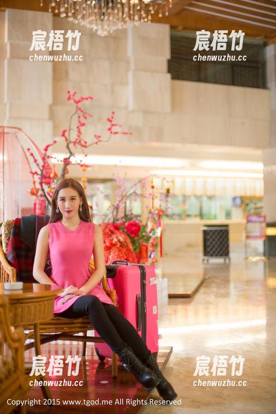 推女神 - 《瑜伽недели》：大安妮在图集中居然还能保持平衡，太强了吧。