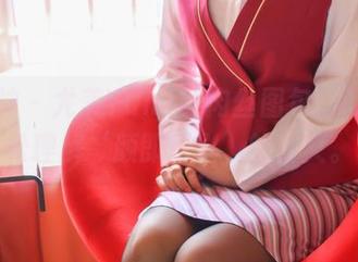推女神 – 尤美Yumi的肉丝图包，让你轻松理解‘颜即正义’的含义。