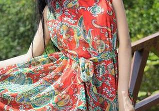 推女神 – 免费教室开课啦！王婉悠和她的图册都准备好了。