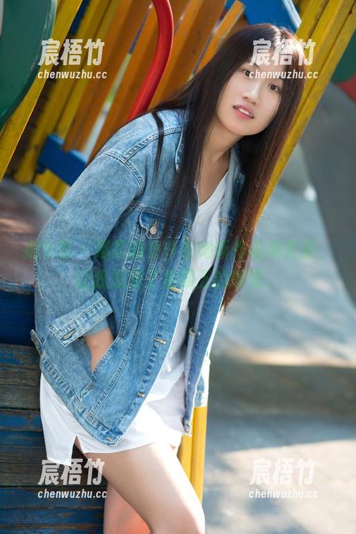 推女郎 - 娜露的女仆与她新作品集更新，让我想到了星期五的懒觉。