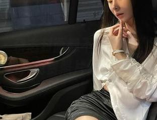 微密圈 – 杂志封面都不配有的“是小逗逗”姐姐，免费照片你能顶得住吗？