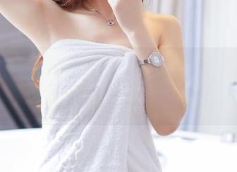 果团网 – 女神钟紫怡的图集，定制的一刀切，真让人直呼过瘾。