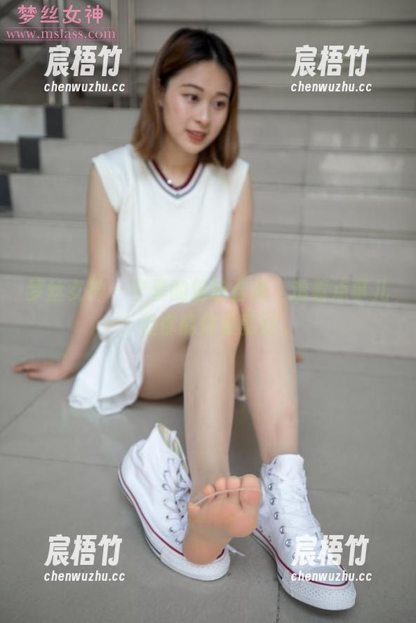 梦丝女神 - 宁夏的粉色合集，透着点事儿，但你能体会就好。