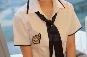 模范学院 – SiByl李思宁的泳衣图集免费在这里发售！会不会让我长出点勇气让自己穿这样的泳装呢？