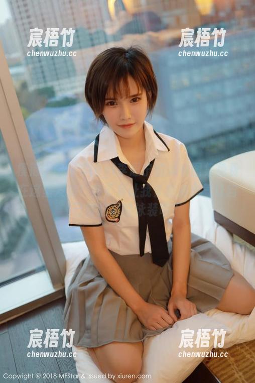 模范学院 - SiByl李思宁的泳衣图集免费在这里发售！会不会让我长出点勇气让自己穿这样的泳装呢？