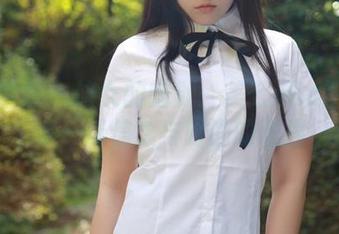 模范学院 – 修女的幽默：美七mia图库分享一场信念与时尚的碰撞