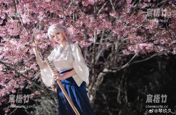 清青琴玖兔女郎：这兔子穿的不只是面具，作品精选送给你小心脏