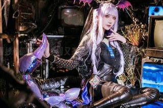 听说源纱希喵喵喵的美图又来了，女孩的梦和星星撞了一下？