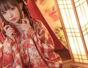天台的奇遇：爆机少女喵小吉新图片，别有风情