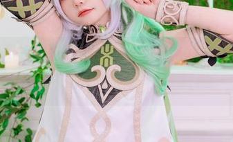最新图库里跳脱的爆机少女喵小吉与浴缸，洗吧，洗吧，感觉真微妙。