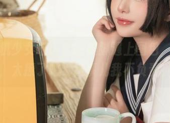 当爆机少女喵小吉的美脚遇上图包，哎呀，太撩了吧，这事儿我不负责！