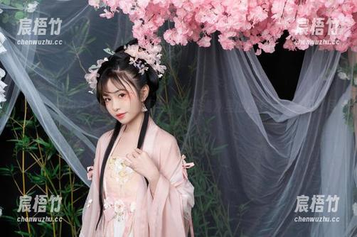 嗨呀，爆机少女喵小吉的图集，《天道》里的所有福利一网打尽！