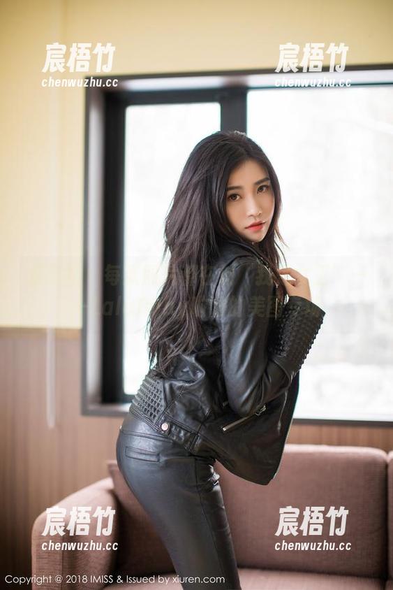 爱蜜社 - 每张照片都在喊‘我是女王’——LalaBaby啦啦的美图专场