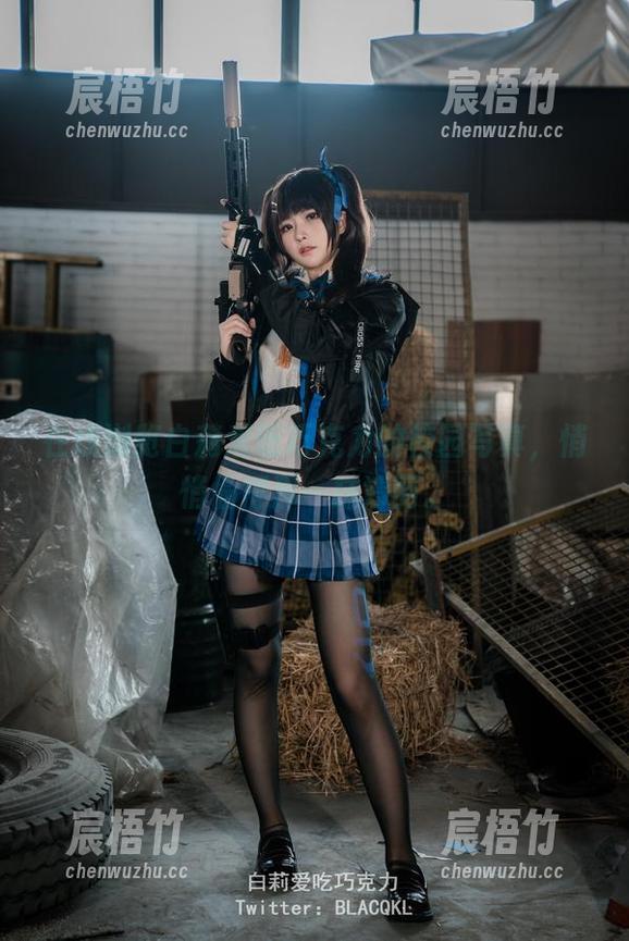 在线浏览白莉爱吃巧克力的校园写真，悄悄偷得那一抹清丽。