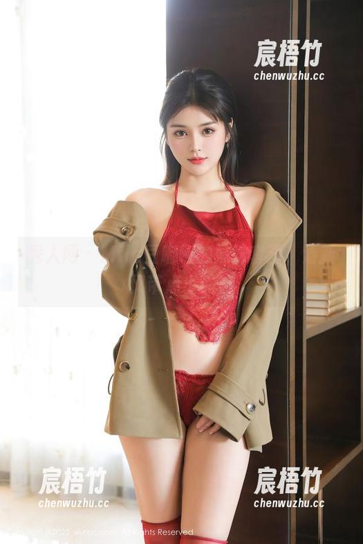 秀人网 - Mila豆嘟嘟的妹妹套图，清新又带点小诡秘