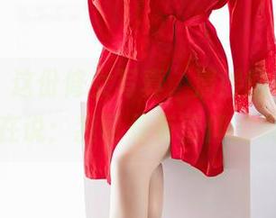 秀人网 – 这份修女写真，清妙的每个角度都在说：我可是有信仰的哦！