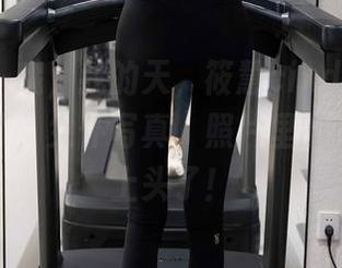秀人网 – 哦，我的天，筱慧cindy真的是太会玩了，女仆写真，照片里的小巧思太上头了！