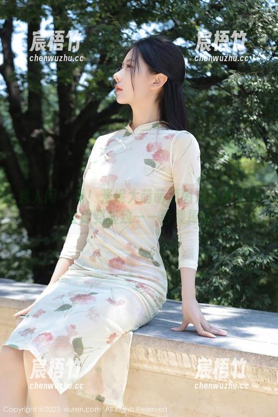 秀人网 - 看！米妮大萌萌原图如何把长腿发挥到极致——合集捧场