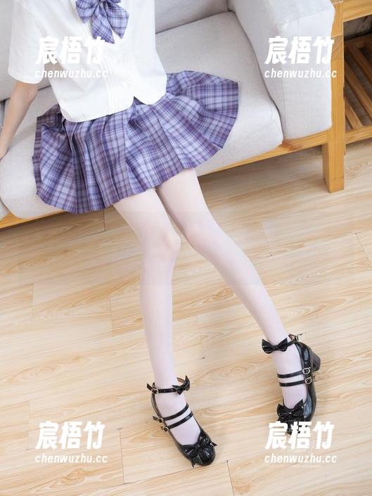 紧急企划 - 小枫修女套图，分享一波，看这身衣服，隐隐透露出点叛逆的味道