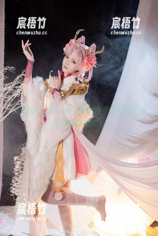发现花兮_honoka丝袜的美图壁纸，颠覆我的审美体系